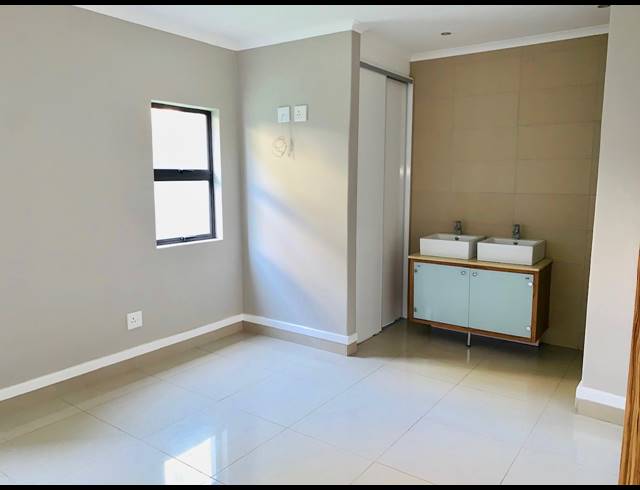 2 BEDROOM APARTMENT FOR SALE IN MUSGRAVE